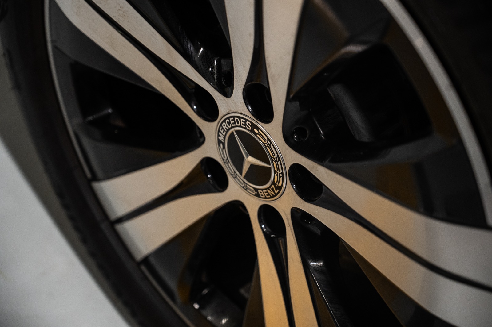 Mercedes C180 AVENTGAURD 2024