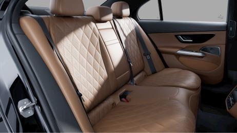 MERCEDES E200 AMG LINE 2027