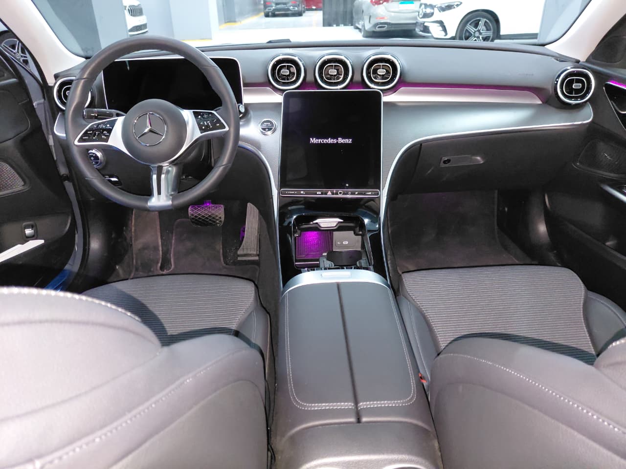 Mercedes C180 AVENTGAURD 2024