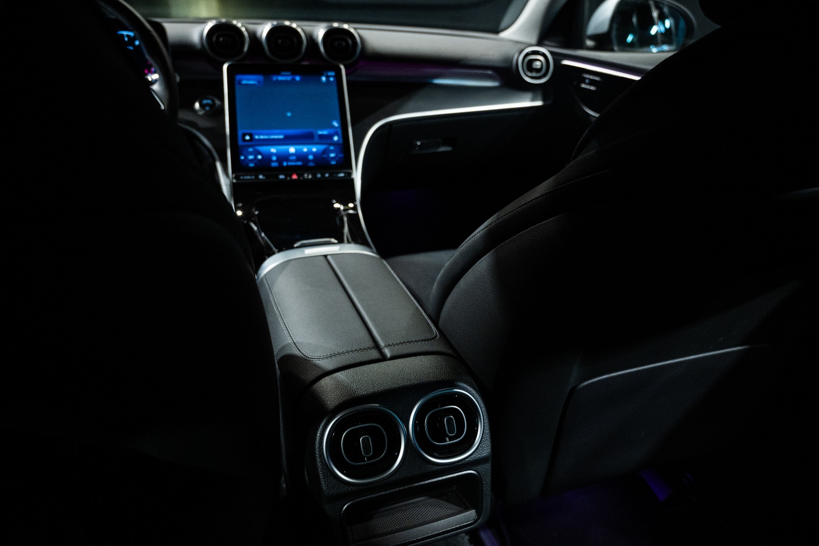 Mercedes C180 AVENTGAURD 2024