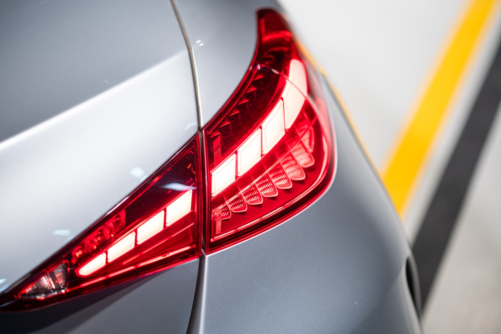 Mercedes C200 AMG 2024