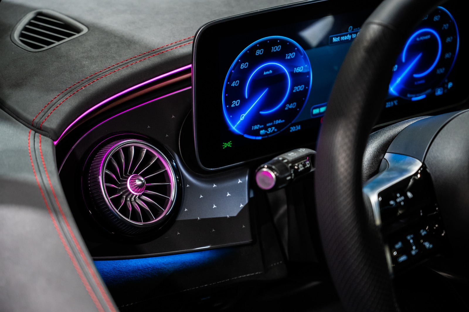 Mercedes EQE 300 2025