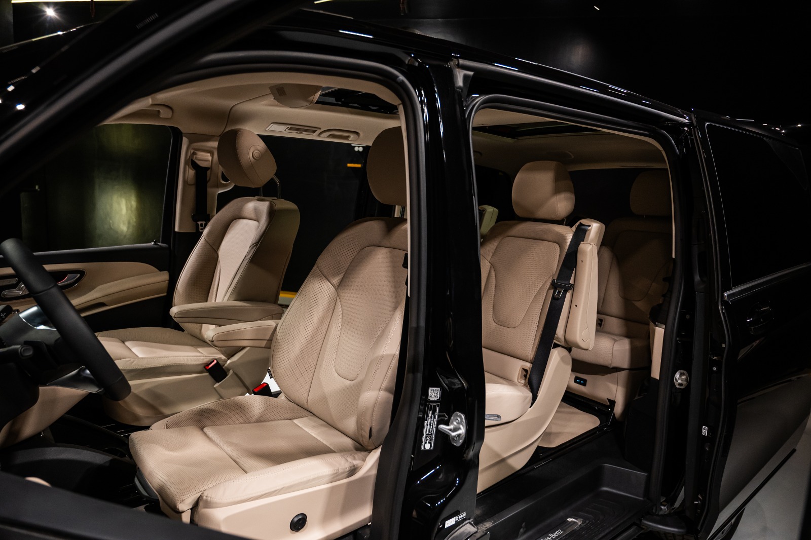 Mercedes V300 2026