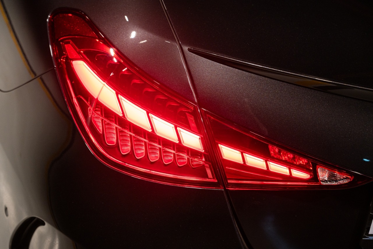 Mercedes C180 AMG 2025